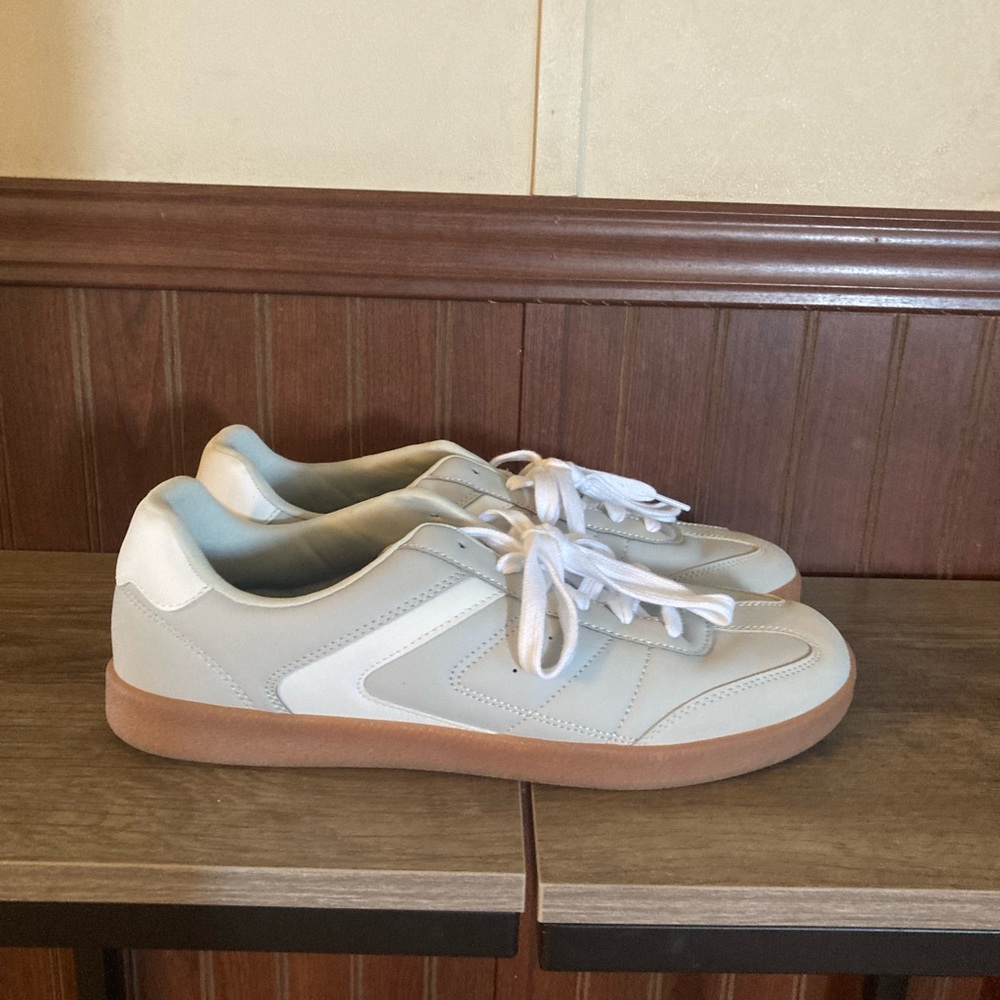 No Boundaries Sneakers